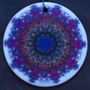 ROUND CERAMIC
ORNAMENT
MULTI 1